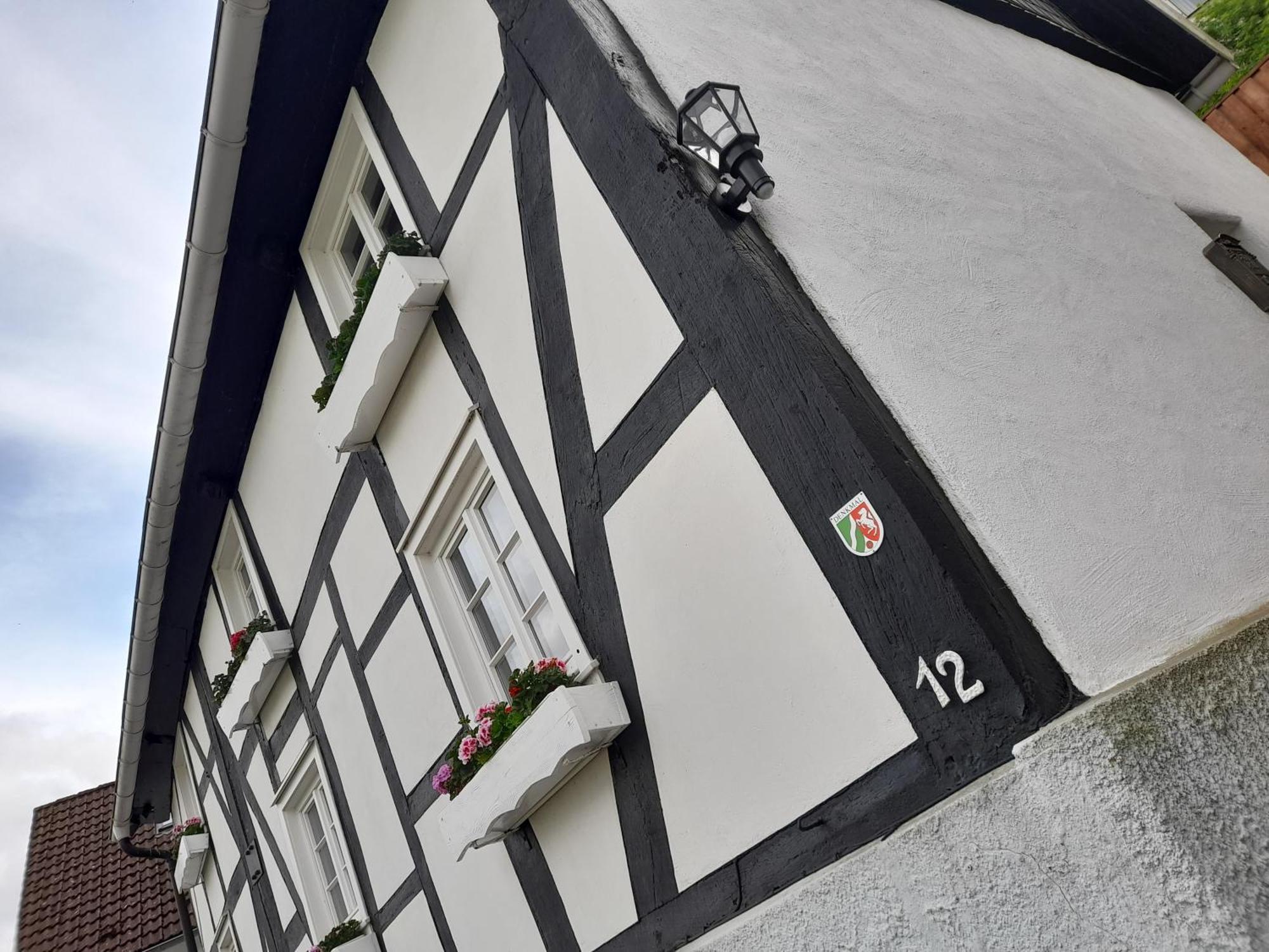 Enkhausen Altes Zollhaus Der Burg Hachen 빌라 외부 사진